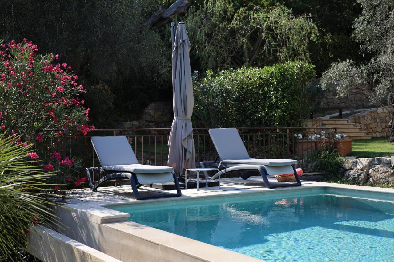 L'Elegante Bastide En Pierre Avec Vue Sur Le Vieux Village De Mougins Exteriér fotografie
